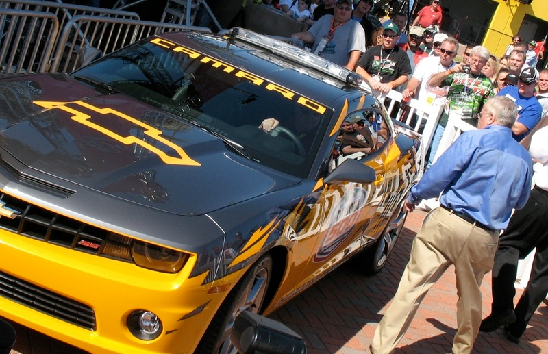 Illustration for article titled 2010 Chevy Camaro: Official Daytona 500 Pacecar